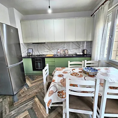 Daily 3 Apartment Tirana