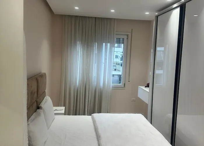 Daily 3 Apartamento Tirana