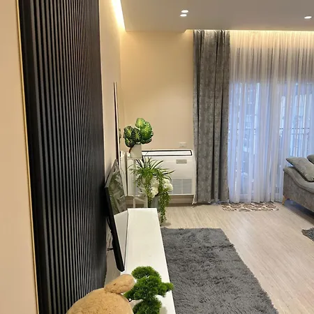 Daily 3 טיראנה